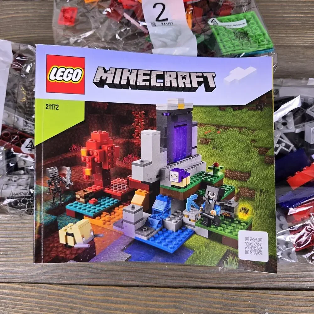 LEGO Minecraft: The Ruined Portal (21172) - Open Box - with Manual
